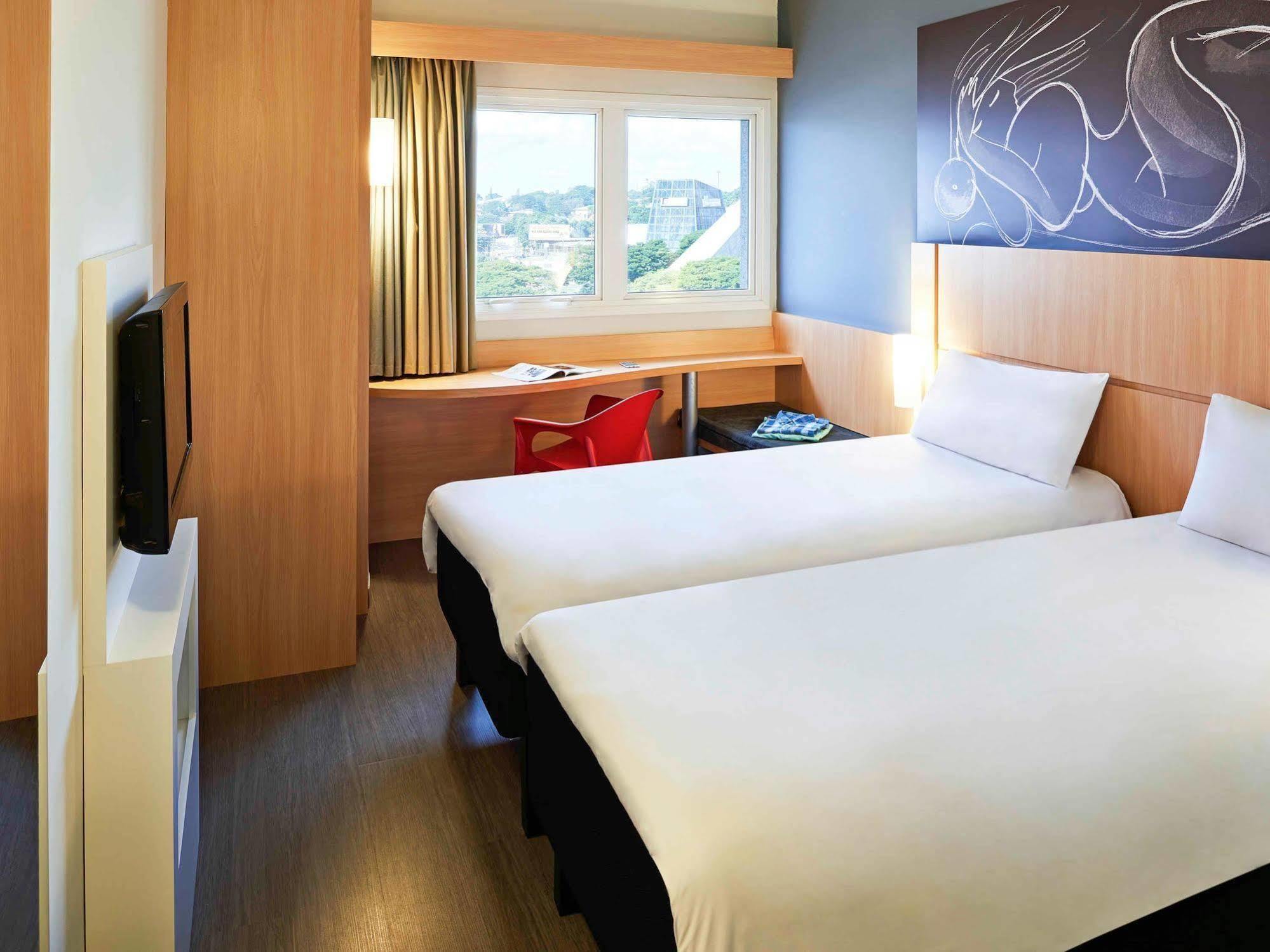Ibis Goiania Hotel Екстериор снимка